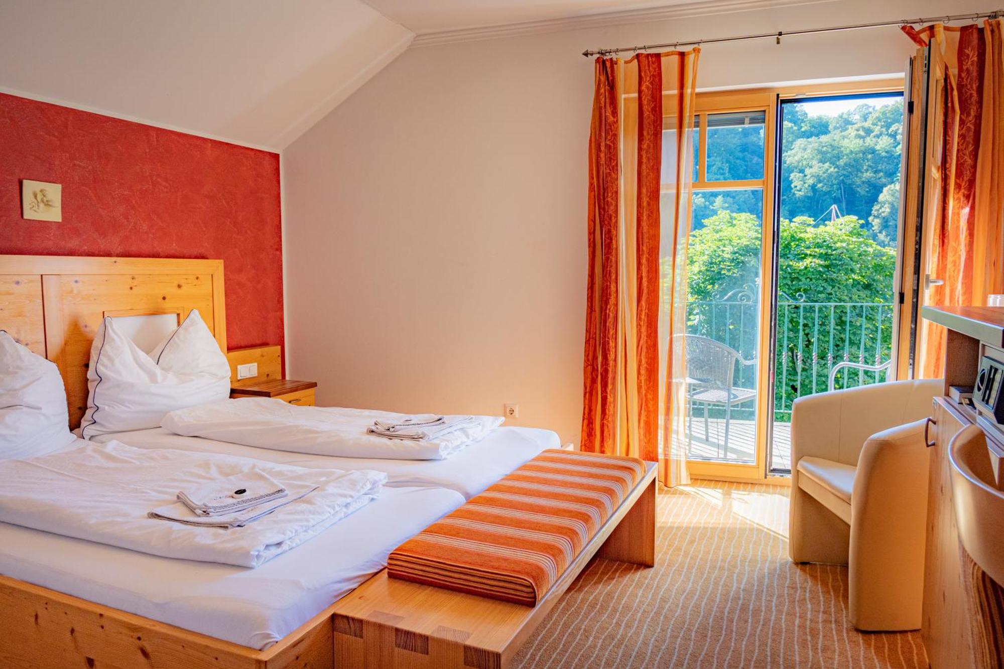 Landhotel Mariensaeule Wernstein am Inn Exterior foto